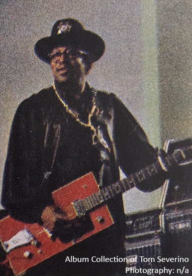 Bo Diddley on stage