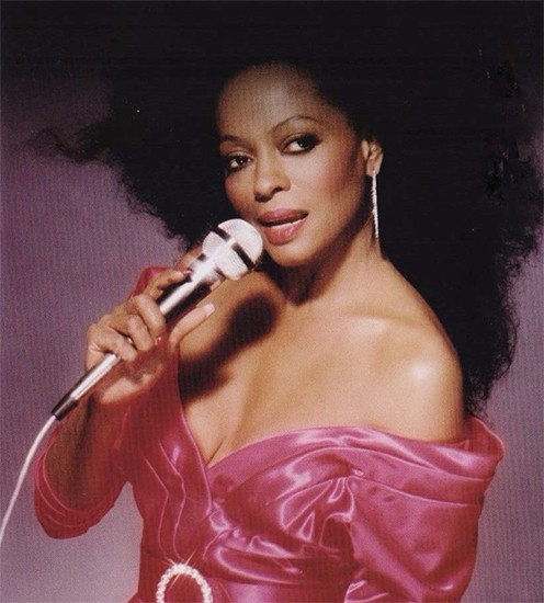 Diana Ross on stage
