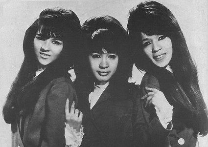 Ronettes group photo
